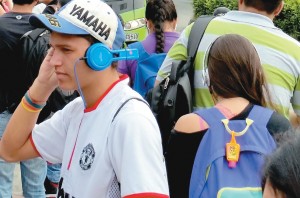 Los oídos son órganos muy sensibles y los médicos han detectados daños por la utilización de audífonos desde tempranas edades.
